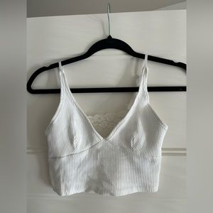 Little cropped cami with lace back